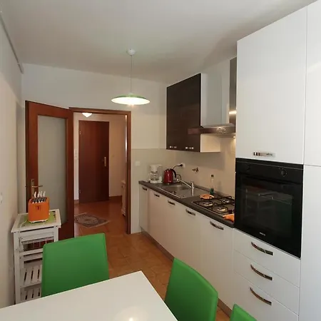 Apartment Albina
